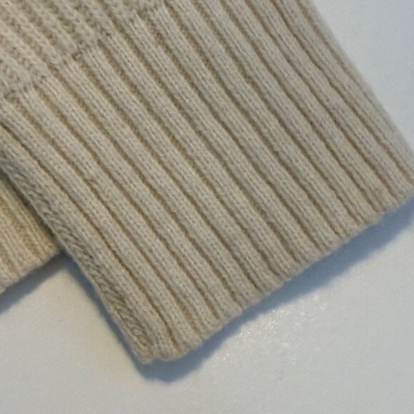 SIZE SMALL Patagonia Wornwear Recycled Wool Cream Button Front VNeck Cardigan - Picture 6 of 11